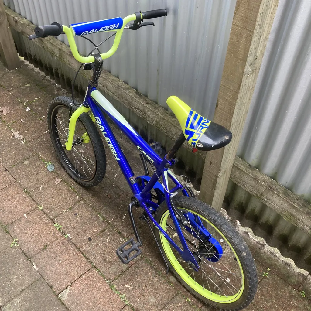 Raleigh Burner Blue & Yellow Kids Bike Image 1++